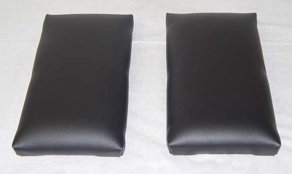 Radiator Supply House PV838 FLAT ARM REST (PAIR) | Rubber Track